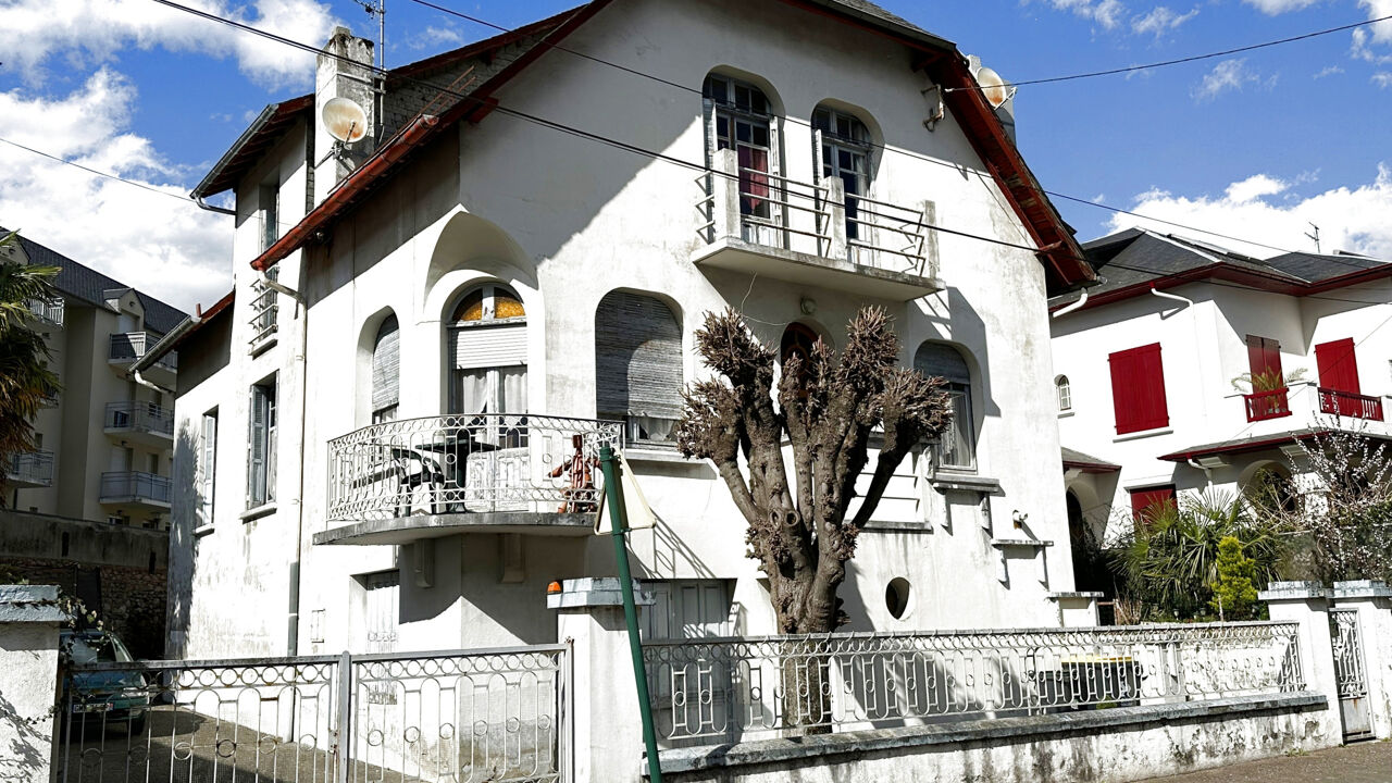 maison 8 pièces 225 m2 à vendre à Lourdes (65100)
