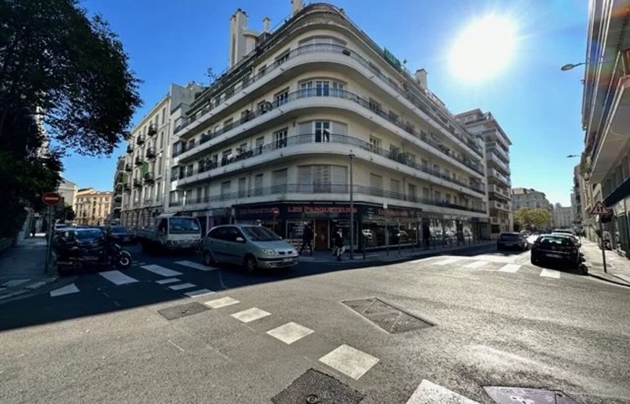 bureau  pièces 365 m2 à vendre à Nice (06000)