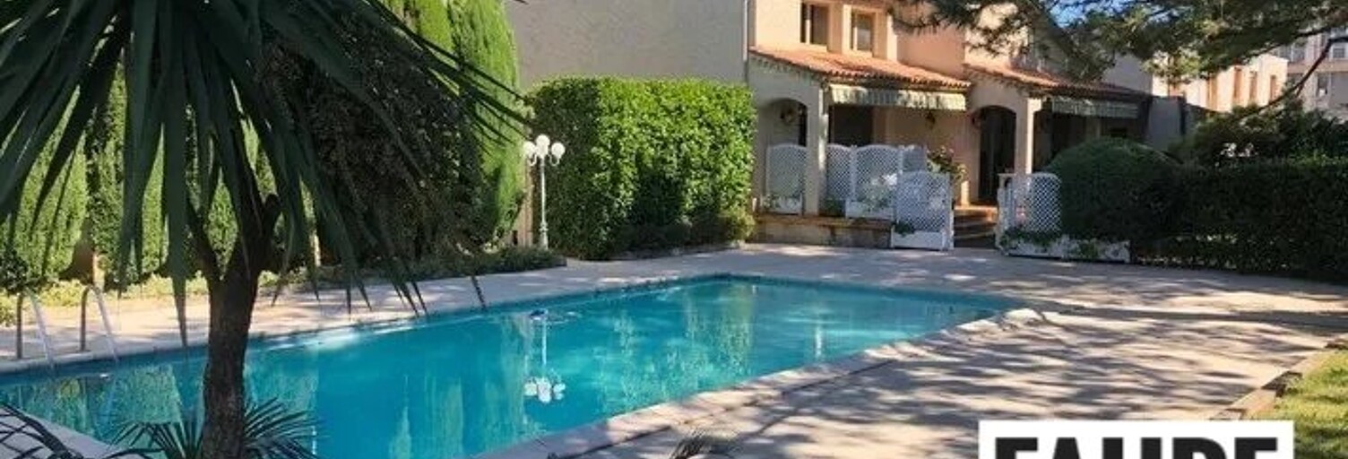 Maison 10 Pièces 270 m² à vendre à Pierrelatte (26700)