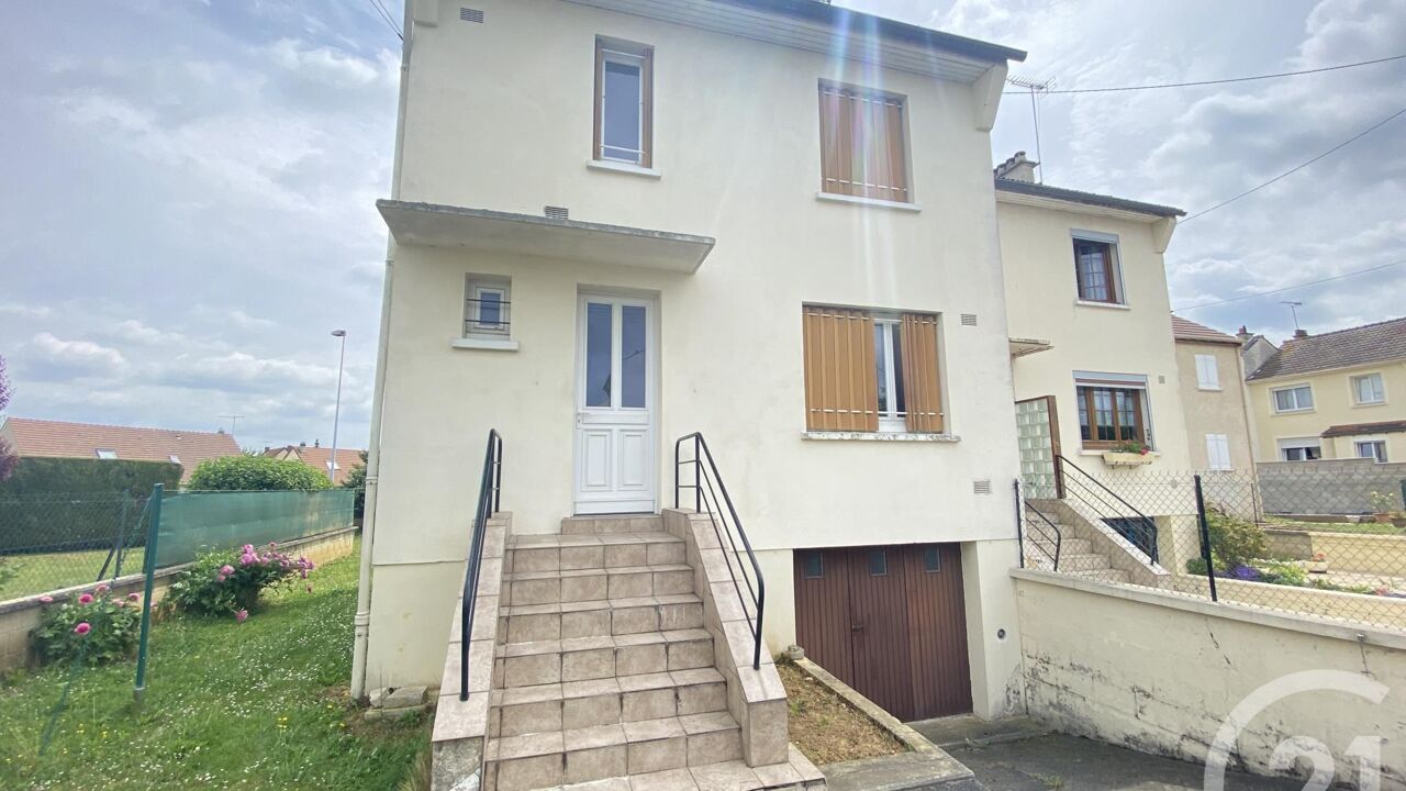 maison 4 pièces 79 m2 à vendre à Soissons (02200)