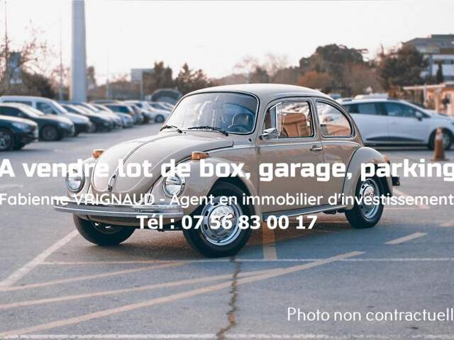 Lot de 12 places de  parking — photo du bien