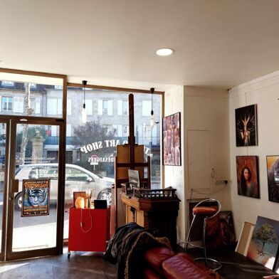 Commerce 3 pièces 850 €