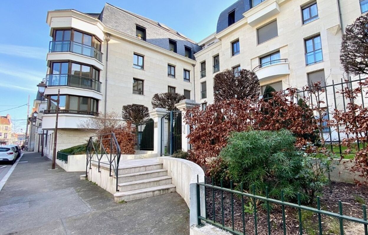 appartement 9 pièces 360 m2 à vendre à Mantes-la-Jolie (78200)