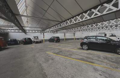 PARKING - METRO GARIBALDI — photo du bien