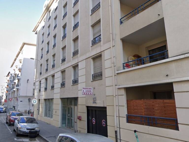 PARKING EN SOUS-SOL - LYON 7 — photo 1