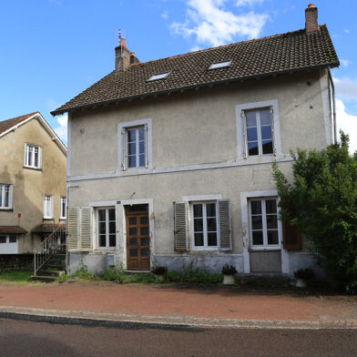 Maison 8 pièces 120000 €