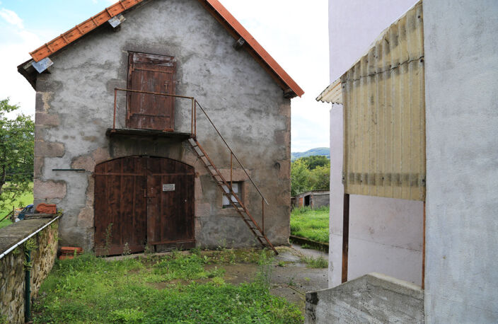 Petit immeuble rénové à vendre en centre bourg — photo 3