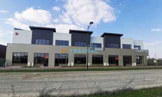 Local industriel  423 m² à vendre à Saint-Pierre-du-Perray (91280)