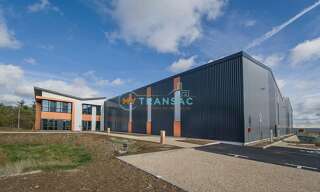 Local industriel  4151 m² à louer à Limeil-Brévannes (94450)