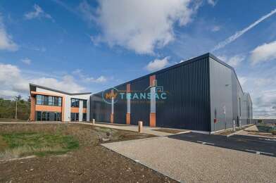 Local industriel  65725 €