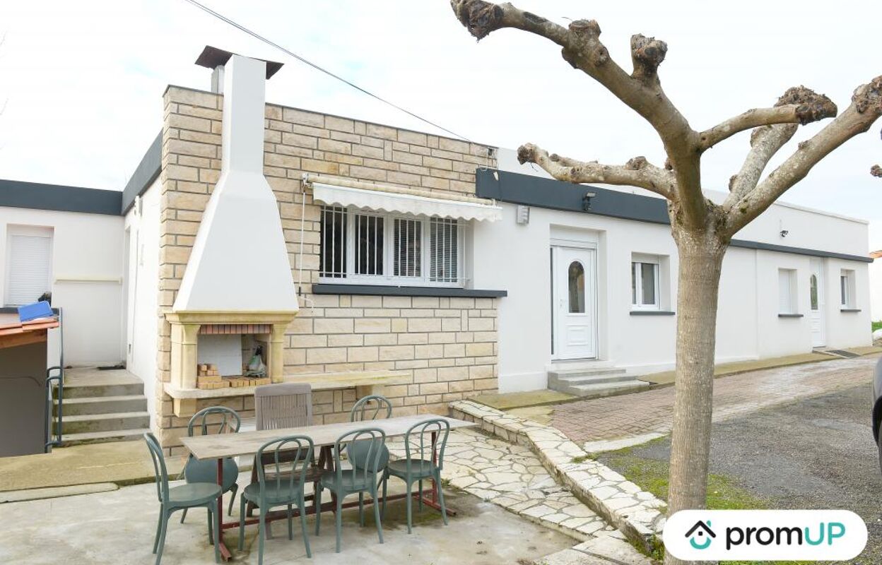 maison 10 pièces 224 m2 à vendre à Saint-Avit (16210)