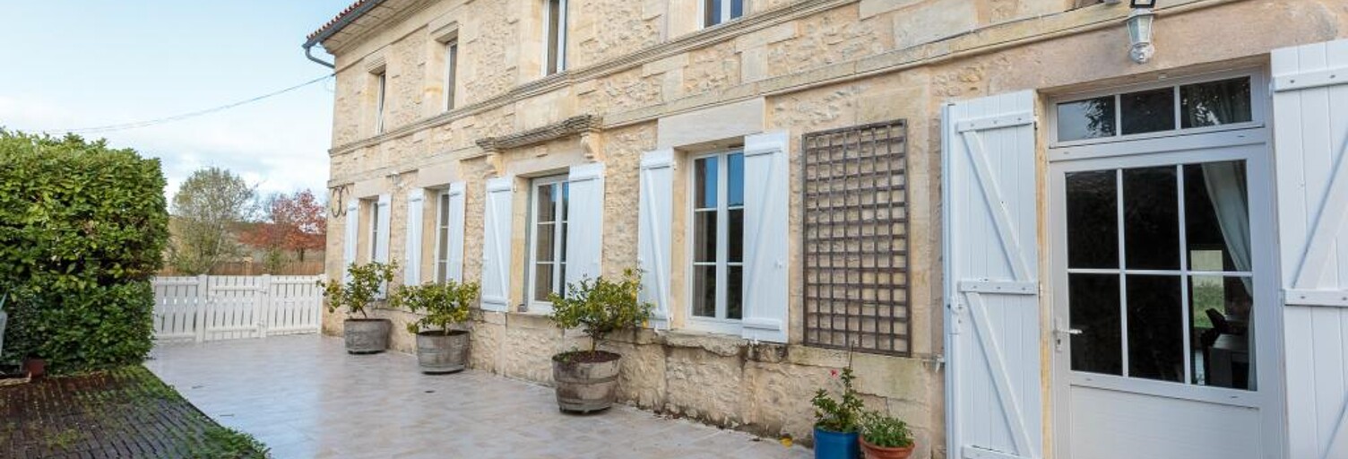 Maison 8 Pièces 210 m² à vendre à Anglade (33390)