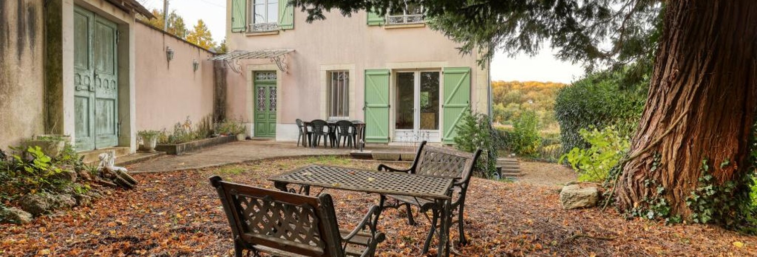 Maison 10 Pièces 270 m² à vendre à Courdemanche (72150)