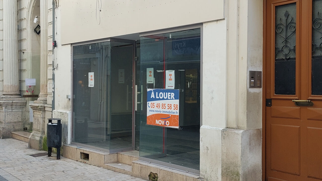 commerce  pièces 54 m2 à louer à Châtellerault (86100)