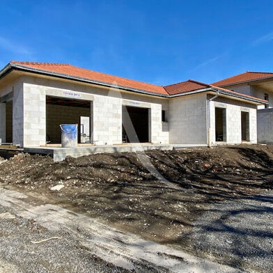 Maison 5 pièces 395000 €