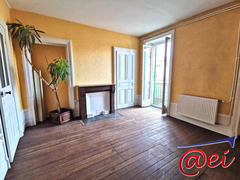 Bel Appartement Ambérieu en bugey — photo 1