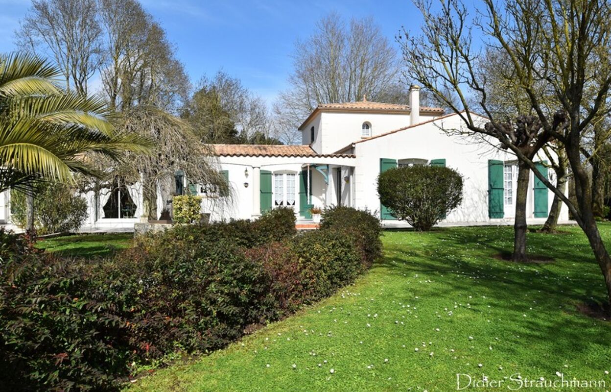 maison 5 pièces 190 m2 à vendre à Aigrefeuille-d'Aunis (17290)