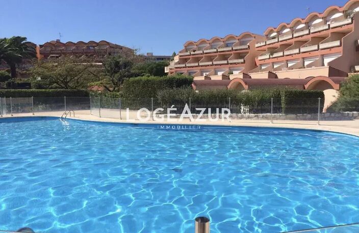 LOCATION APPARTEMENT ANTIBES - 1 CHAMBRE - GARAGE/PISCINE/TENNIS — photo 2