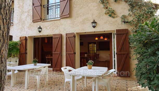 Propri&eacute;t&eacute; 14 pièces  à vendre Roquebrune-sur-Argens 83520
