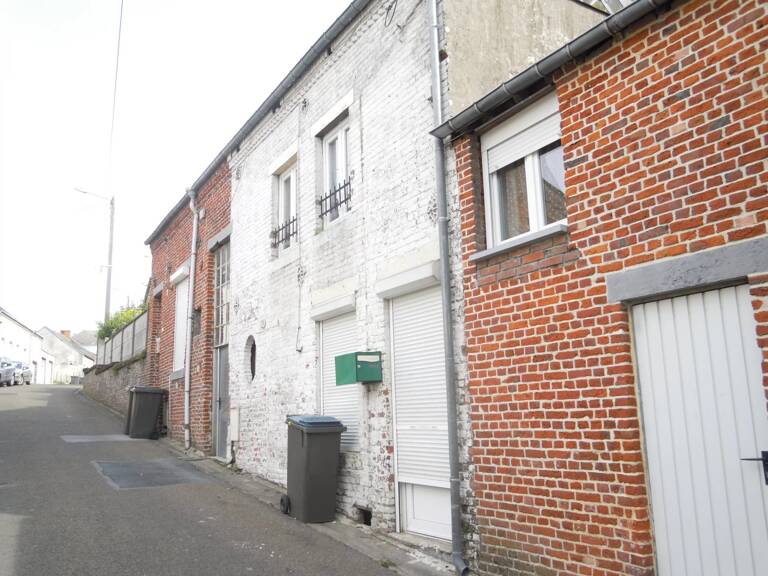 Maison   à vendre  — photo 1
