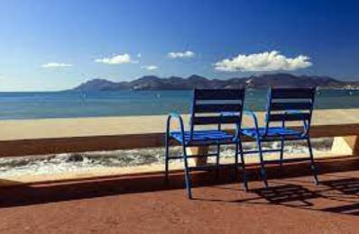 CANNES CENTRE PETITE RESTAURATION 45M2 PROCHE CROISETTE — photo du bien