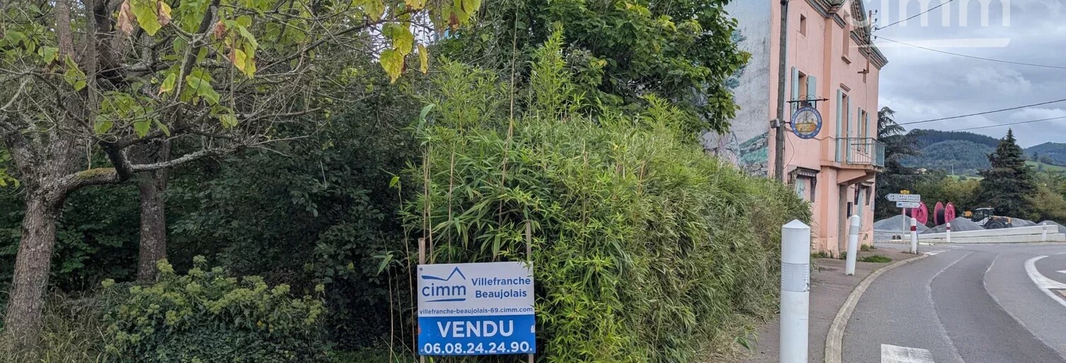 Immeuble  690 m² à vendre à Saint-Nizier-d'Azergues (69870)