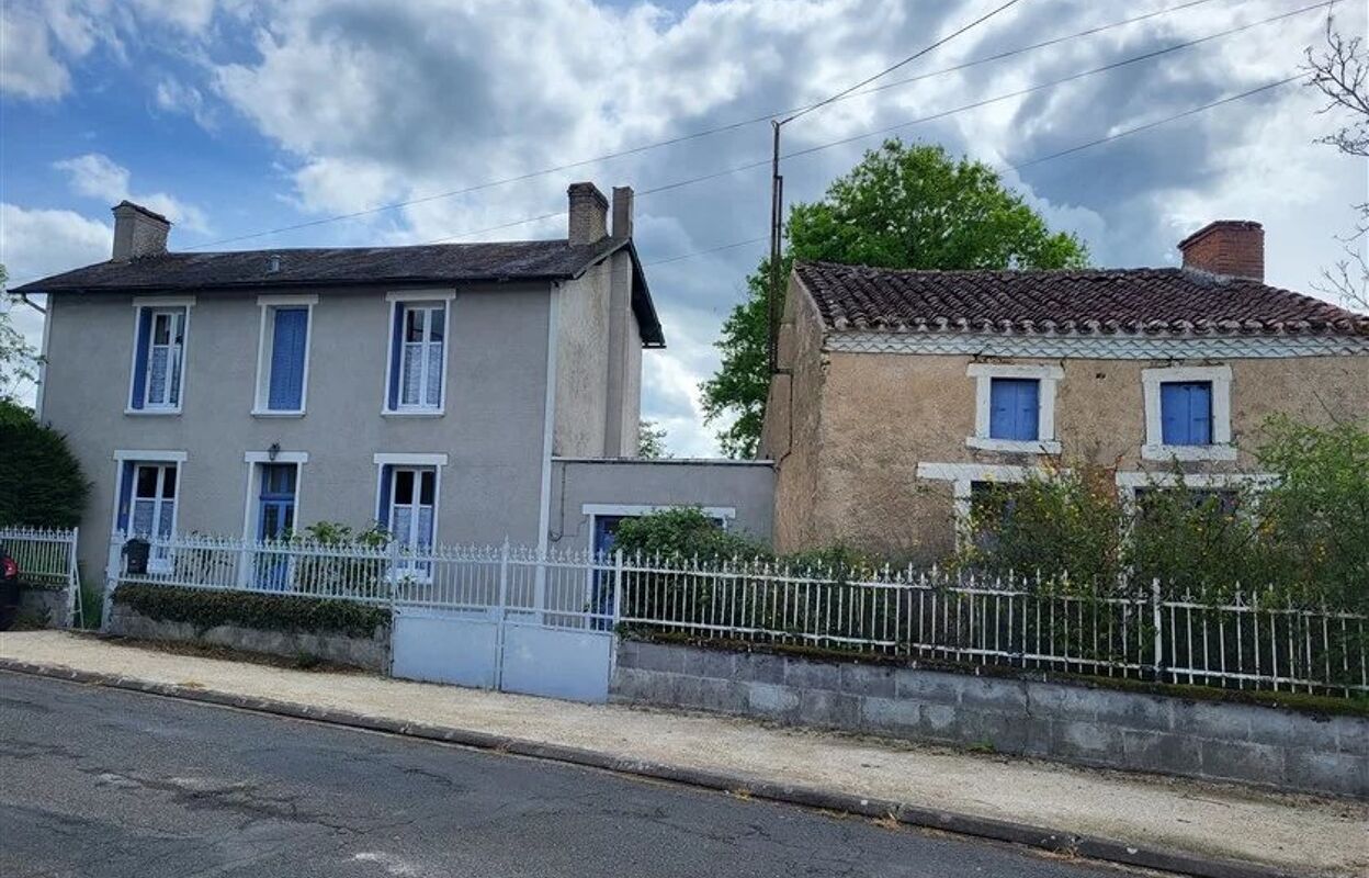 maison 4 pièces 71 m2 à vendre à Lathus-Saint-Rémy (86390)