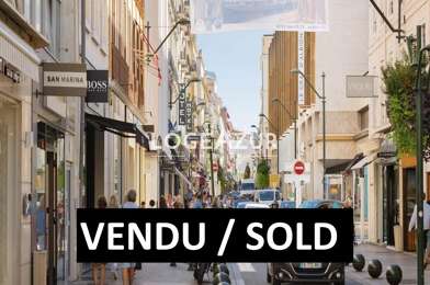 Commerce  176000 €