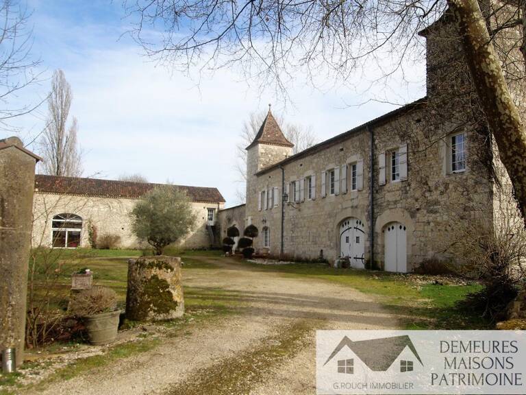 Château — photo 1