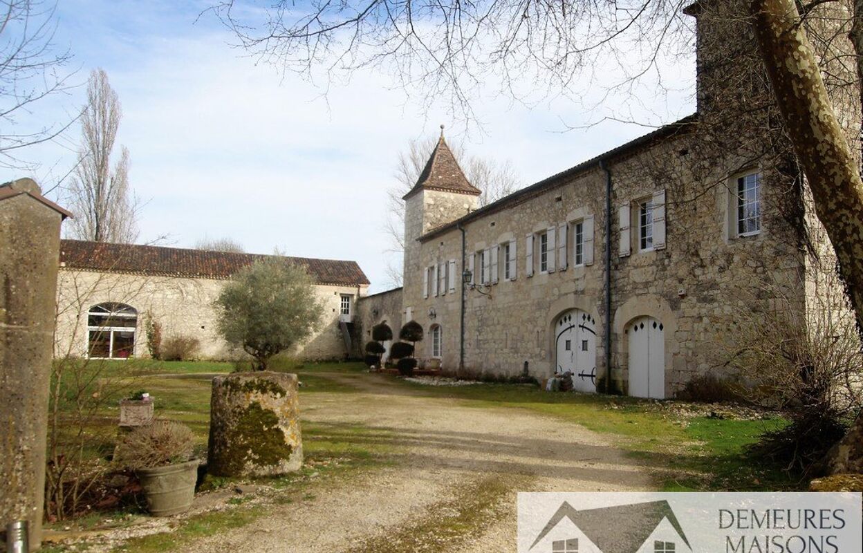 maison 24 pièces 943 m2 à vendre à Lauzerte (82110)