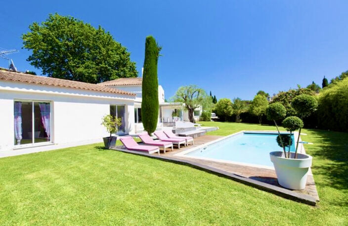 MOUGINS AU CALME VILLA INDIVIDUELLE T4 DE 200M2 PISCINE TERR — photo 3