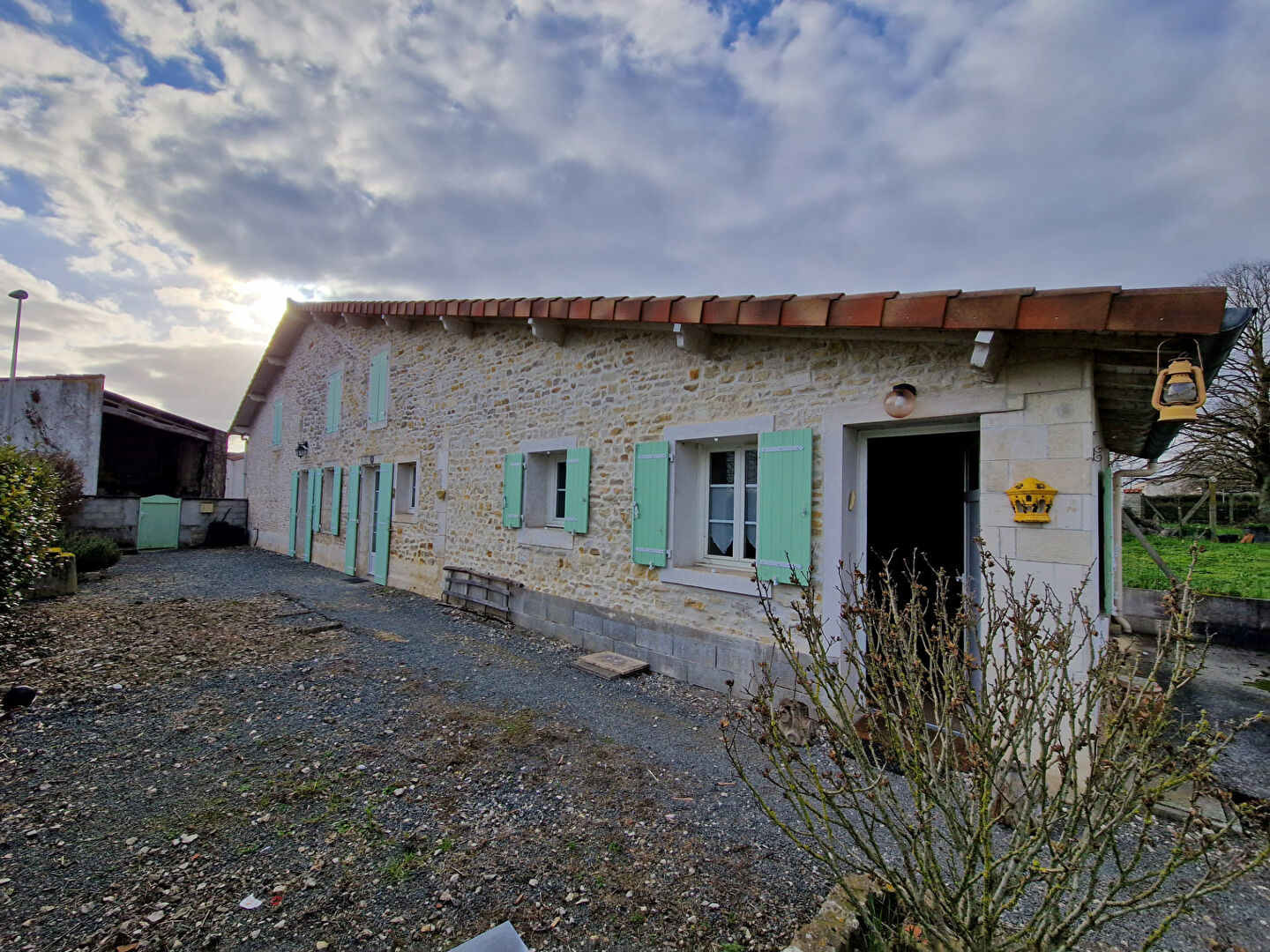 Vente Maison 161 m² à Puy du Lac 231 550 €