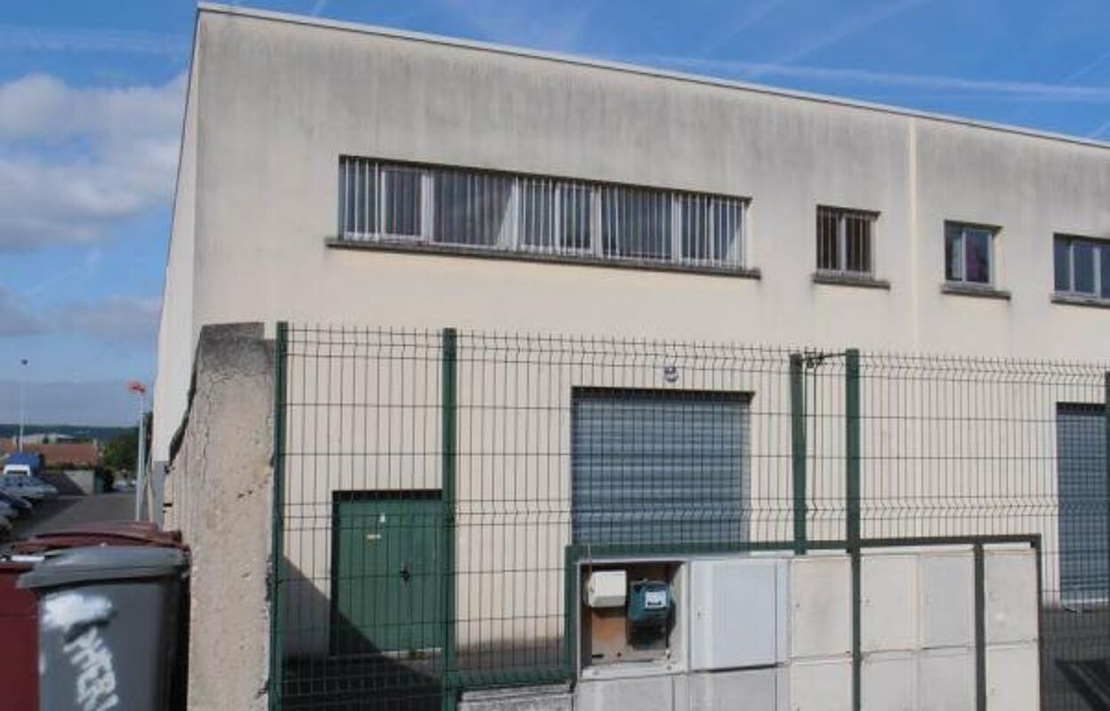local industriel  pièces 440 m2 à vendre à Montfermeil (93370)