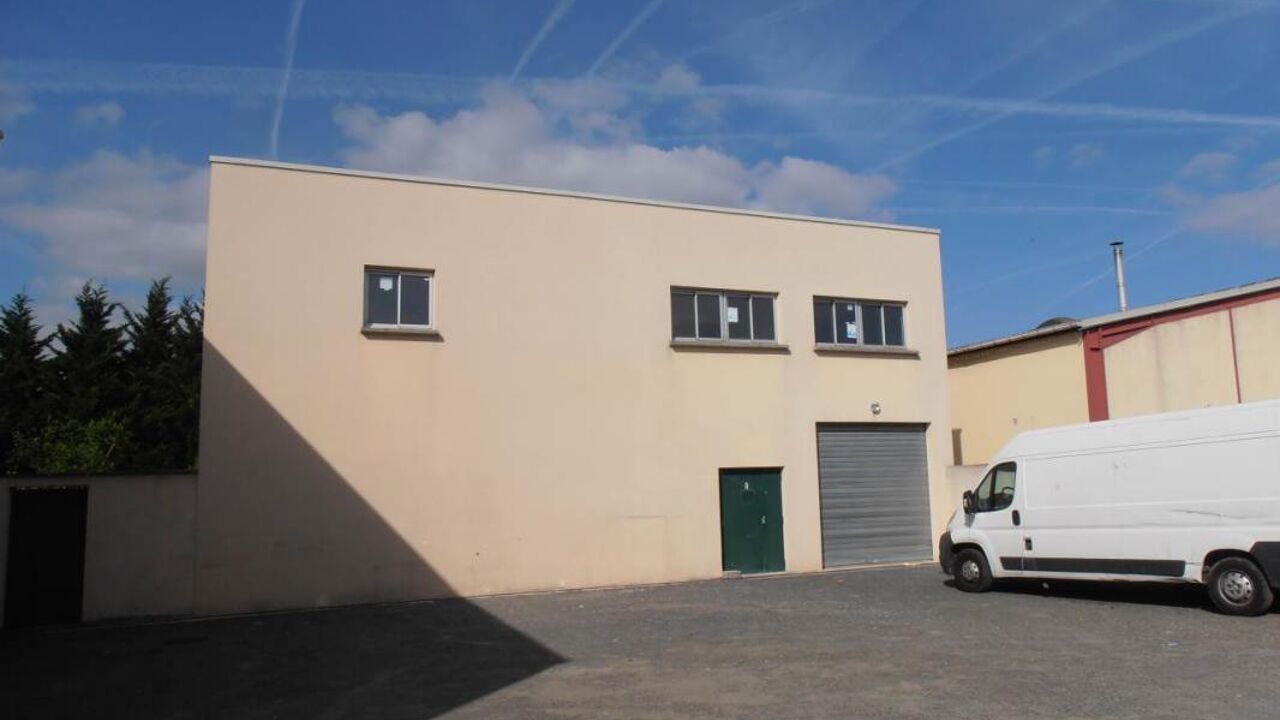 local industriel  pièces 310 m2 à vendre à Montfermeil (93370)