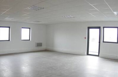 bureau  pièces 75 m2 à vendre à Bailly-Romainvilliers (77700)