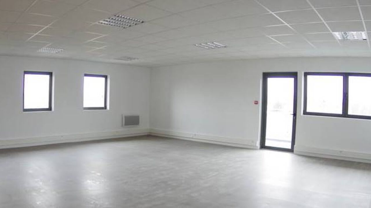 bureau  pièces 75 m2 à vendre à Bailly-Romainvilliers (77700)