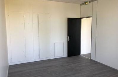 bureau 2 pièces 45 m2 à louer à Villiers-sur-Marne (94350)