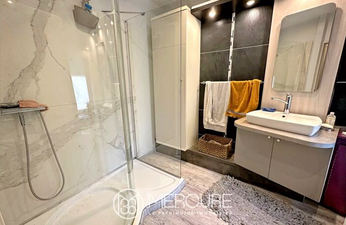 IMMEUBLE MEUBLÉ 336 M² - BELLES PRESTATIONS — photo 4