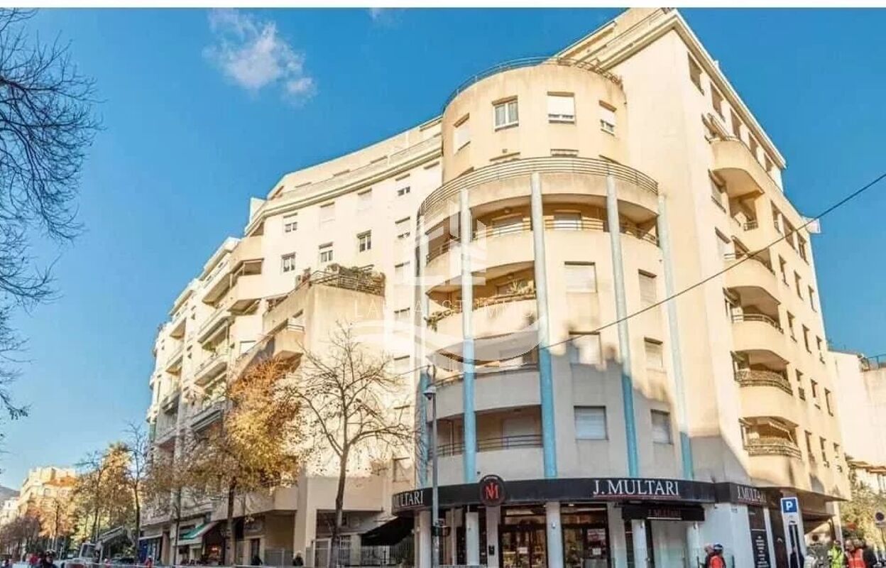 appartement 2 pièces 55 m2 à louer à Nice (06000)