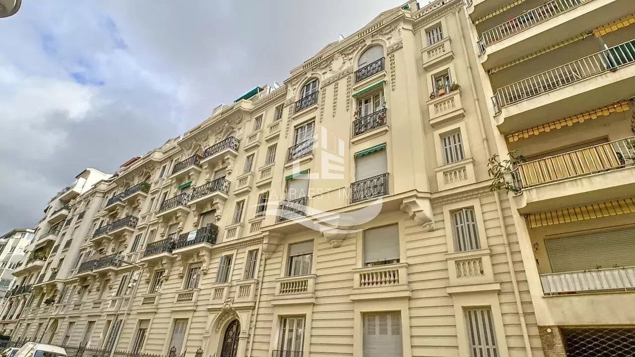 appartement 2 pièces 32 m2 à vendre à Nice (06000)