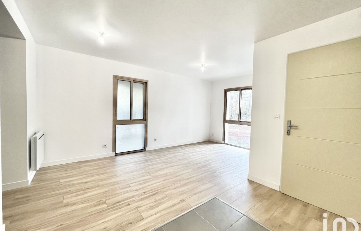 appartement 2 pièces 45 m2 à vendre à La Ferté-Alais (91590)