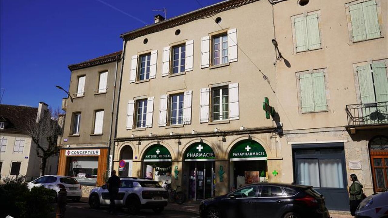 immeuble  pièces  m2 à vendre à Saint-Céré (46400)