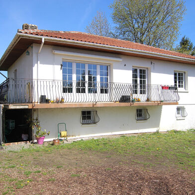 Maison 6 pièces 180000 €