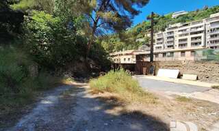 Terrain  800 m² à louer à Nice (06200)