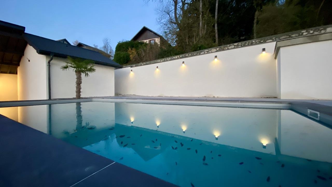 Photo Villa de standing 240 m2, vue exceptionnelle, 4 mn Challes Les Eaux image 2/4