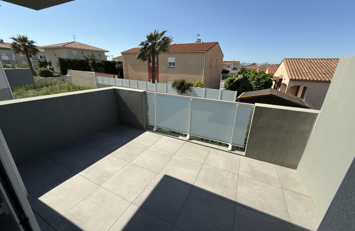 Maison F3, garage et terrain clos — photo 2