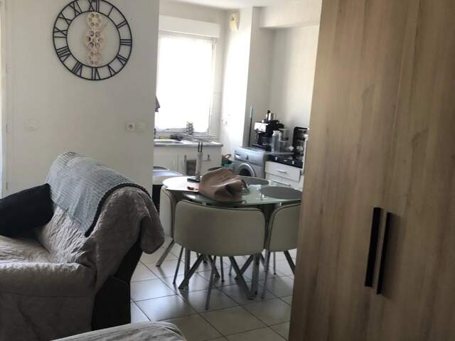 STUDIO DANS RESIDENCE SECURISEE — photo du bien