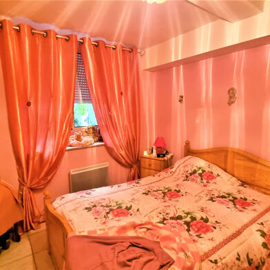 Immeuble  108000 €