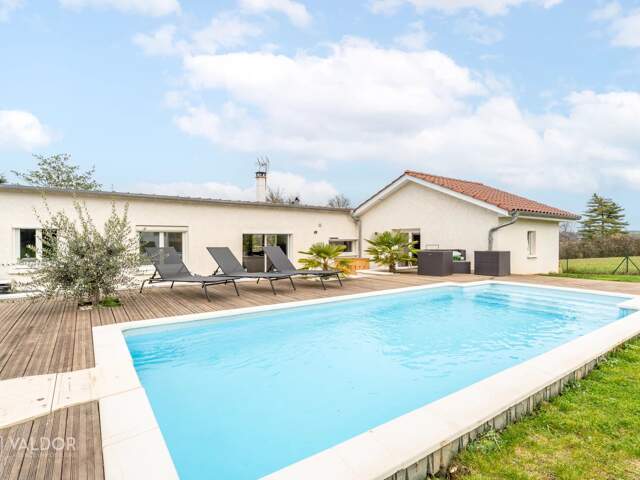Maison de plain pied sur une parcelle de 1440 m² — photo du bien