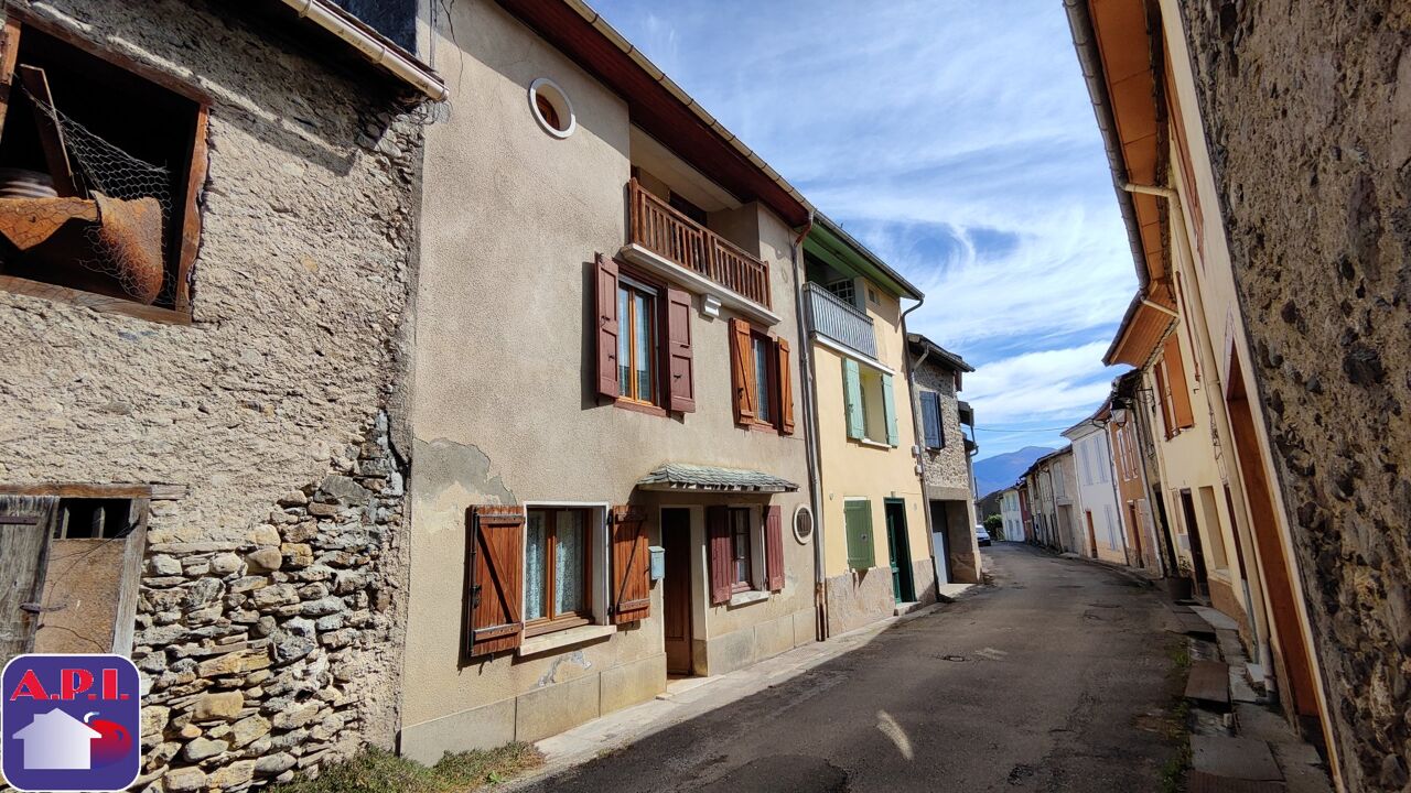 maison 5 pièces 108 m2 à vendre à Tarascon-sur-Ariège (09400)